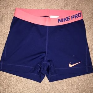 NIKE PRO 3” TRAINING SHORT DARK BLUE AND CORAL